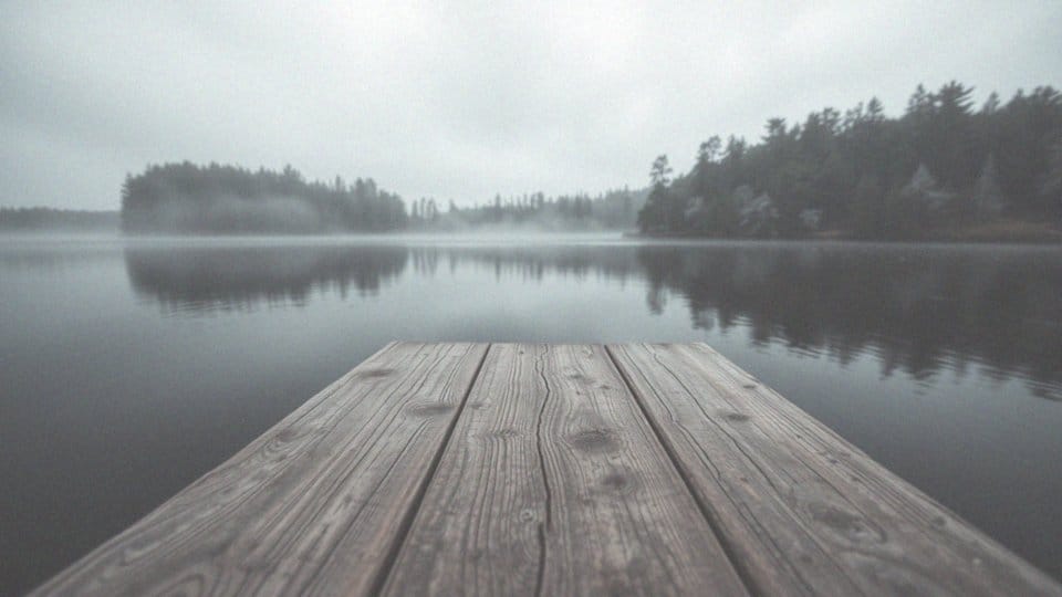 Sennik skok do wody z wysokości – interpretacja i znaczenie snu